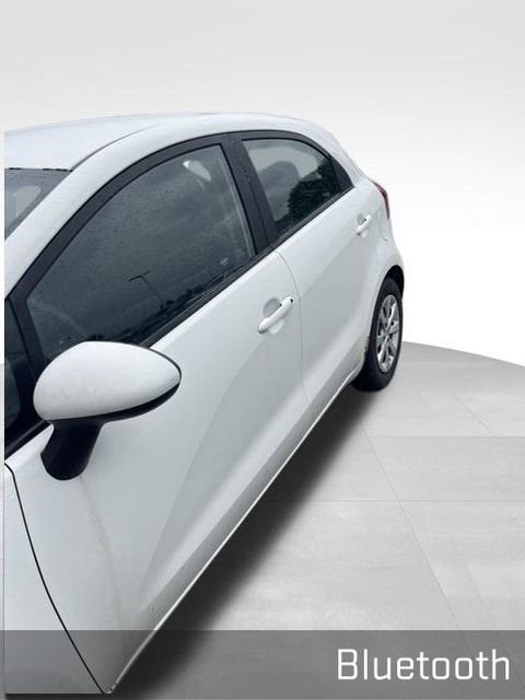 kia rio 5-door 2012 KNADM5A35C6013725 image kia rio 5-door 2012 KNADM5A35C6013725 image